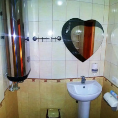 Гостиница Vizitka Koktebelya Стандартный семейный номер с двуспальной кроватью фото 3