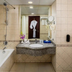 Savoy Crest Hotel Apartments 4* Студия с различными типами кроватей фото 4
