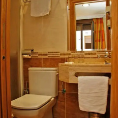 Отель Hostal Victoria I Стандартный номер с различными типами кроватей фото 3