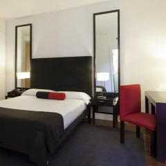 Hotel Quatro Puerta Del Sol 4* Полулюкс с различными типами кроватей