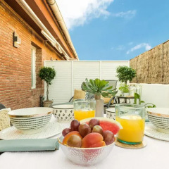 Отель Aparthotel Mariano Cubi Barcelona 4* Улучшенный номер с двуспальной кроватью фото 3