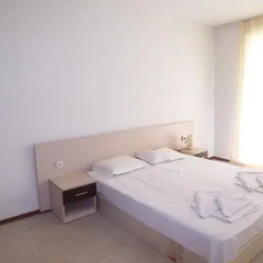 Апартаменты Bulgarienhus Sunny Gardens Apartments комната для гостей