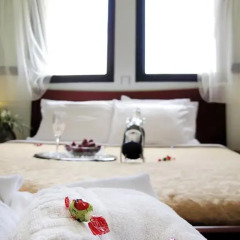 Lesse Hotel ванная