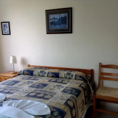 Апартаменты Rododafni Beach Apartments комната для гостей