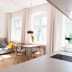 Апартаменты Sunny Boutique Studio Apartment комната для гостей фото 5