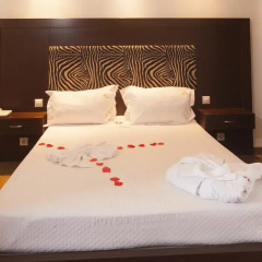 Chik-Chik Hotel Lobito I комната для гостей фото 2