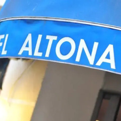 Отель Altona Франция, Париж - 5 отзывов об отеле, цены и фото номеров - забронировать отель Altona онлайн гостиничный бар
