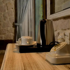 Elevres Stone House Hotel 4* Люкс повышенной комфортности с различными типами кроватей фото 27