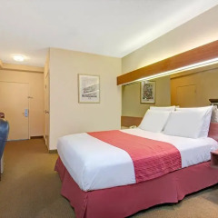 Отель Microtel Inn & Suites by Wyndham Raleigh 2* Стандартный номер с различными типами кроватей