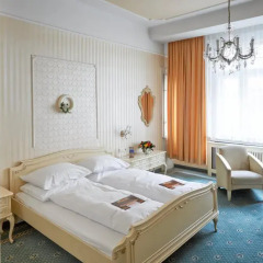 Hotel Pension Baronesse 4* Номер Комфорт с различными типами кроватей фото 8
