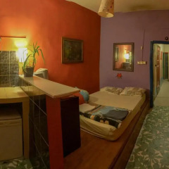 Chilloutlya Hostel&Bar комната для гостей фото 5