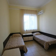 Гостиница Karolina Guest House в Анапе отзывы, цены и фото номеров - забронировать гостиницу Karolina Guest House онлайн Анапа комната для гостей фото 4