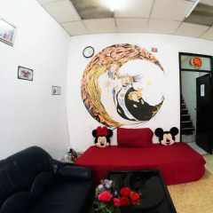 R One 24 7 Hostel Бангкок детские мероприятия фото 2