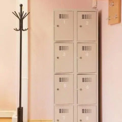 Hostel Universus i Apartament сейф в номере