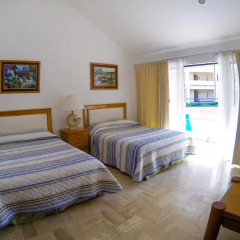 Отель Beautiful Beachfront Villa комната для гостей