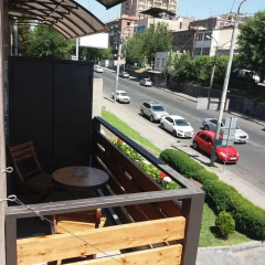 Отель Hrachya Kochar 1 apt 22 балкон