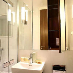 Апартаменты Hop Art House Serviced Apartments ванная