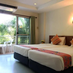 Thip Residence Boutique Hotel 3* Улучшенный номер с различными типами кроватей фото 6