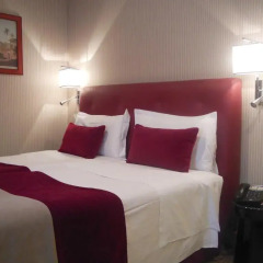 Dei Borgognoni Hotel 4* Стандартный номер с двуспальной кроватью