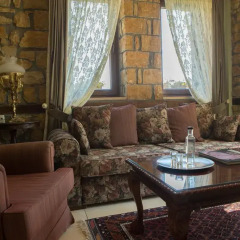 Отель Archontiko Emmanouilidi Suites интерьер отеля фото 2