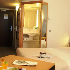 Отель Novotel München Airport 3* Стандартный номер разные типы кроватей фото 5
