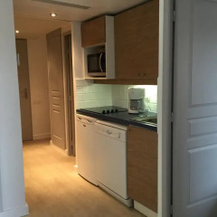 Отель Cannes Beach 514 в номере