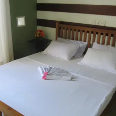 Отель Dinaka Rest 3* Стандартный номер с двуспальной кроватью