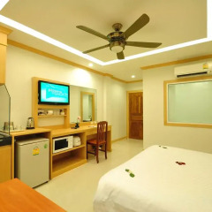Green Harbor Hotel & Service Apartment 3* Стандартный номер с различными типами кроватей фото 11