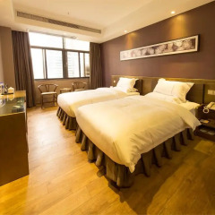Отель Yingshang Dongmen Branch 4* Номер Бизнес фото 2