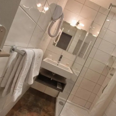 Отель Timhotel Boulogne Rives de Seine 2* Стандартный номер с различными типами кроватей