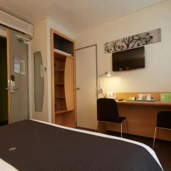 Отель Campanile Paris 14 - Maine Montparnasse 3* Стандартный номер с различными типами кроватей фото 2