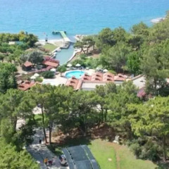 Отель Pinepark Holiday Club пляж