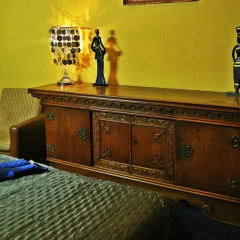 Hostel Latberry сейф в номере