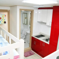 Отель Hongdae Family Housetel 2 Стандартный семейный номер с двуспальной кроватью фото 5