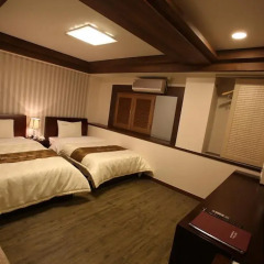 Hill house Hotel 3* Улучшенный номер с 2 отдельными кроватями фото 4