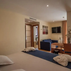 Отель Sorolla Centro 3* Улучшенный номер с различными типами кроватей фото 3