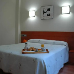 Hotel Zaravencia в номере