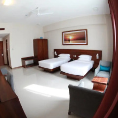Mirage Hotel Colombo 4* Улучшенный номер с различными типами кроватей фото 7