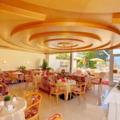 Hotel Tirol Тироло питание