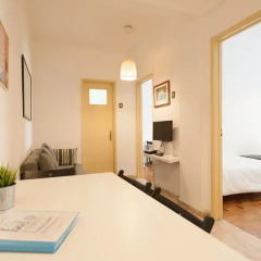 Отель Bed at Lisbon Graça комната для гостей фото 5