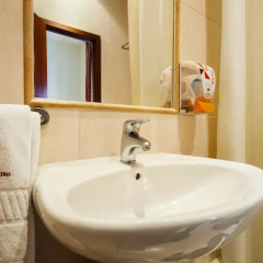Отель Residencial Lar do Areeiro 2* Стандартный номер с различными типами кроватей фото 5