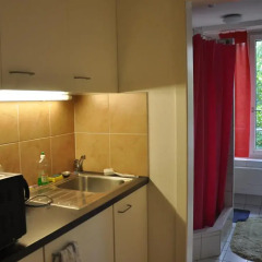 Отель Langstars Backpackers Кровать в общем номере с двухъярусной кроватью фото 2