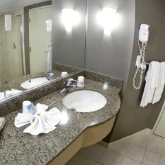 Отель Days Inn Clifton Hill Casino 3* Стандартный номер с различными типами кроватей фото 2