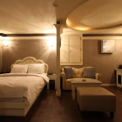 Art Hotel 3* Номер Делюкс с различными типами кроватей фото 13