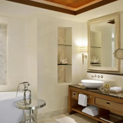 Отель St. Regis Saadiyat Island 5* Улучшенный номер