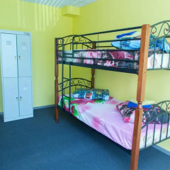 Saratovskiy Hostel Кровать в общем номере с двухъярусной кроватью