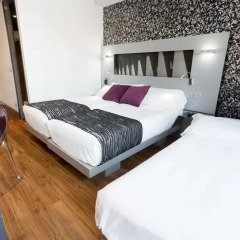 Отель Petit Palace Mayor Plaza 4* Стандартный номер с различными типами кроватей фото 2
