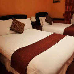 Russell Court Hotel 3* Стандартный номер с различными типами кроватей