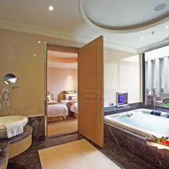 Отель Amain Boutique Motel Danshui 3* Люкс с различными типами кроватей фото 11