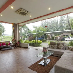 Santiphap Hotel & Villa 3* Стандартный номер с различными типами кроватей фото 7